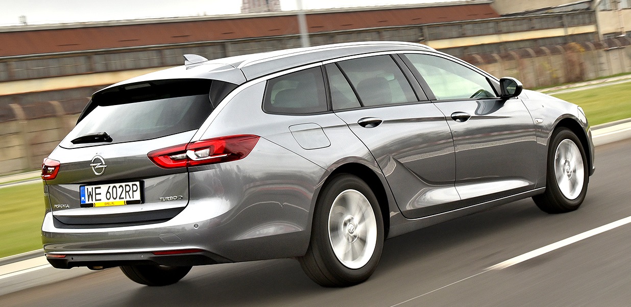 opel insignia tyl