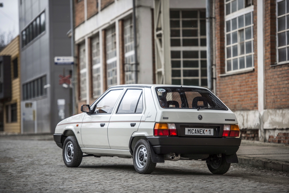 1993 Skoda Favorit (1)