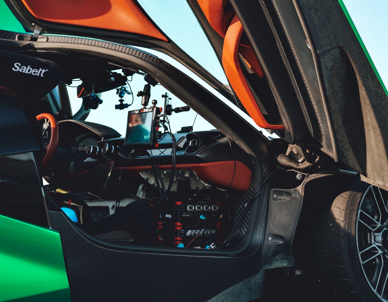 rimac-nevera-wnetrze-1