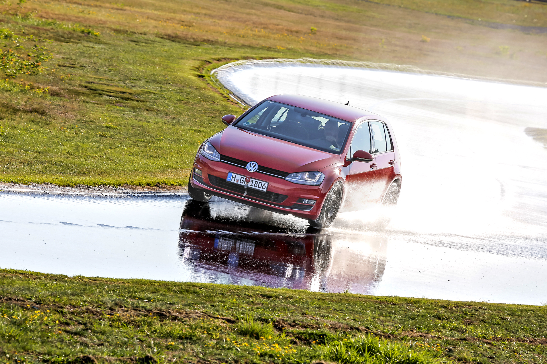 test opon premium_jazda sportowa na czas po mokrym