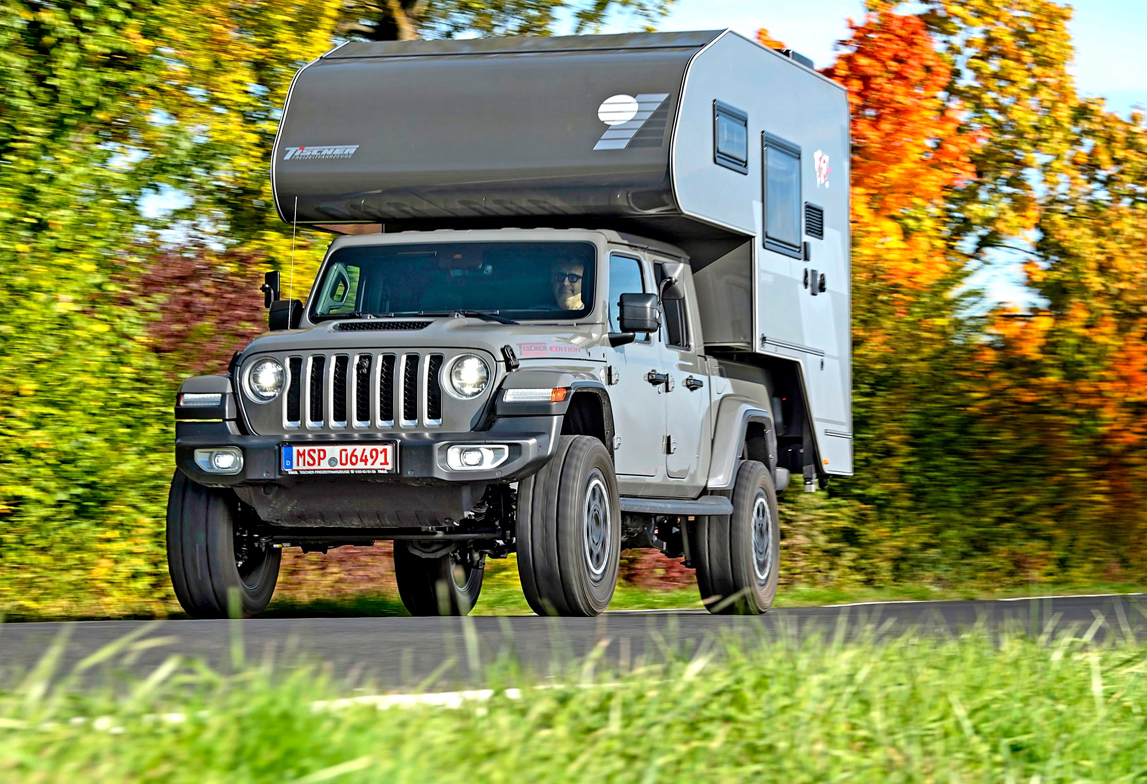 Jeep Gladiator zabudowa Tischer_