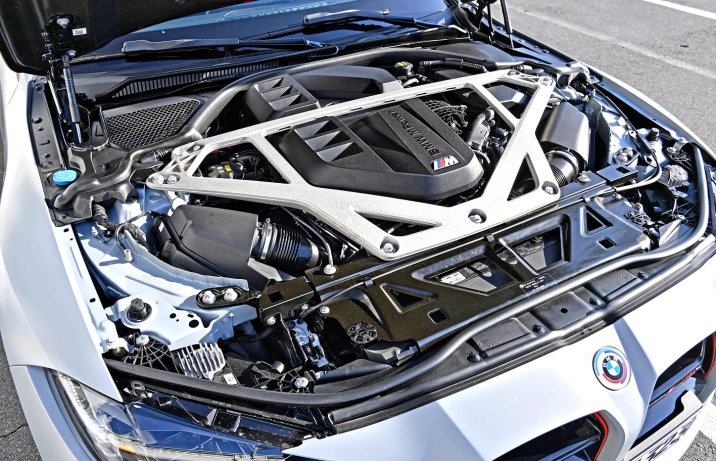 BMW M4 CSL – silnik