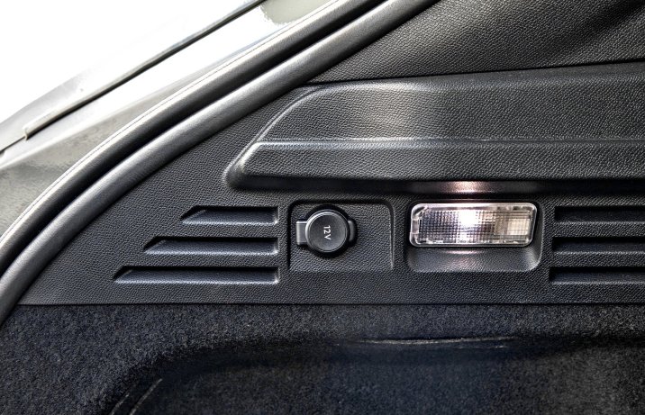 DS 4 E-Tense 225 – bagażnik