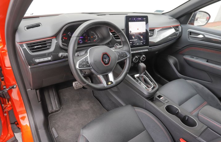 Renault Arkana - kokpit