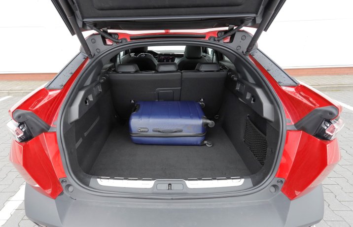 Peugeot 408 - bagażnik