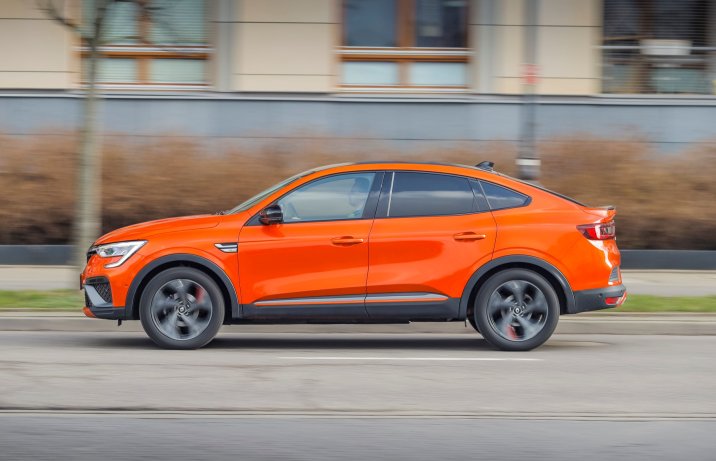 Renault Arkana - bok