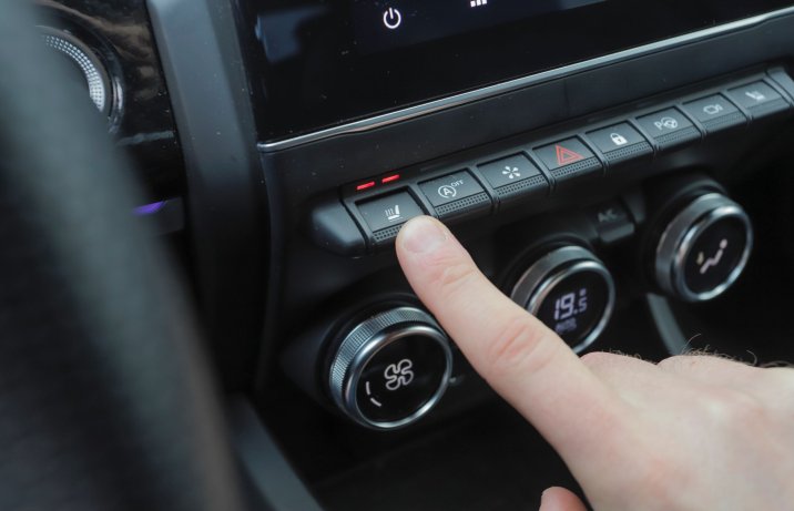 Renault Arkana - przyciski