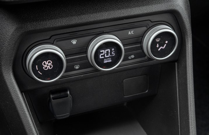 Dacia Sandero - klimatyzacja