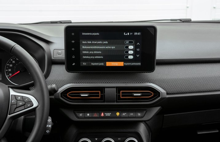 Dacia Sandero - ekran