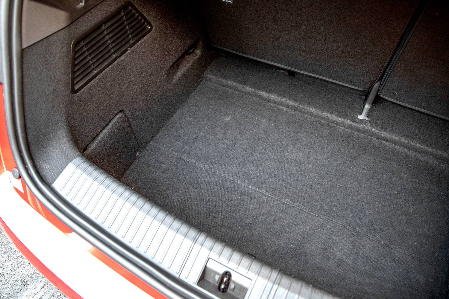 profesjonalne mycie aut_bagaznik po