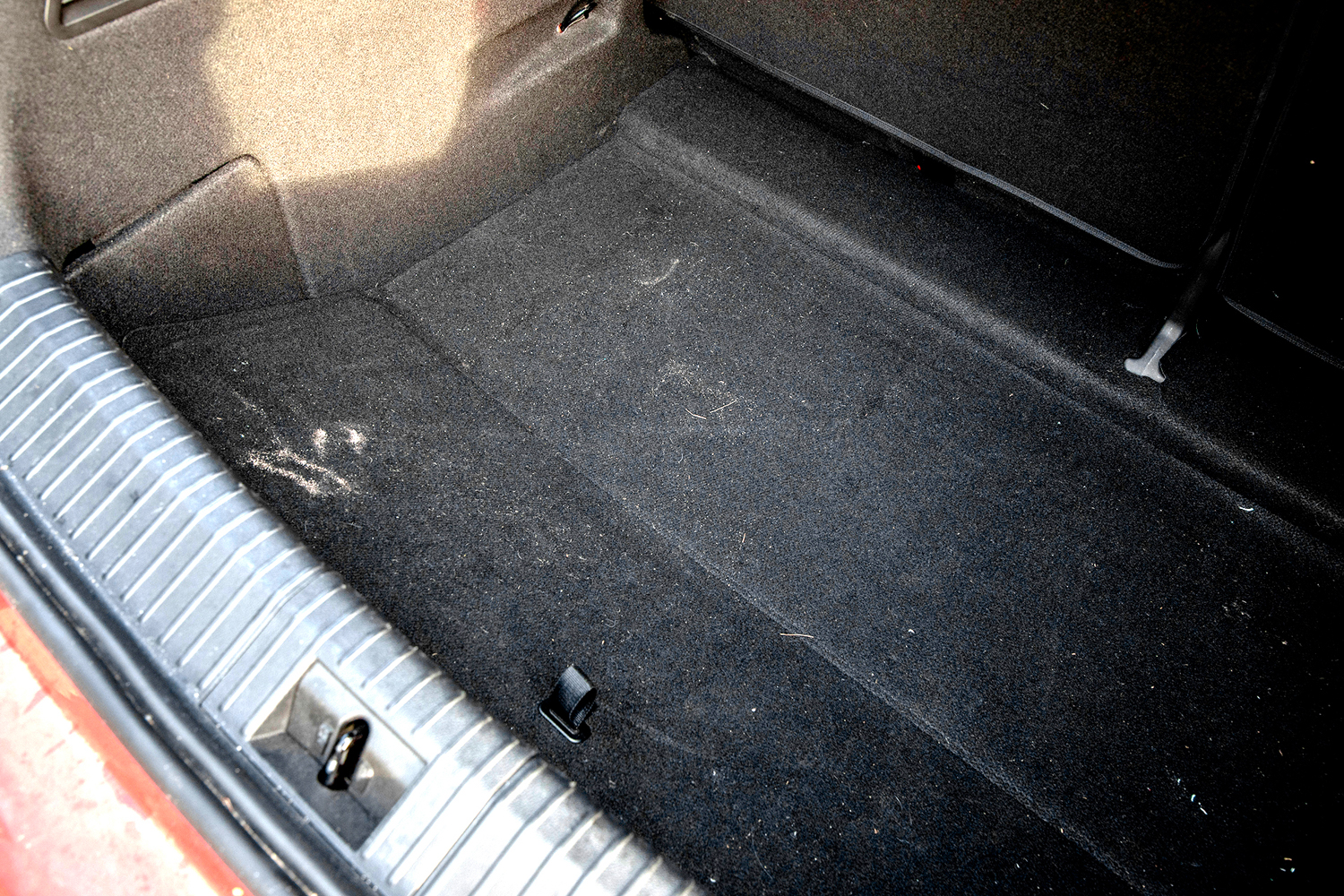 profesjonalne mycie aut_bagaznik przed