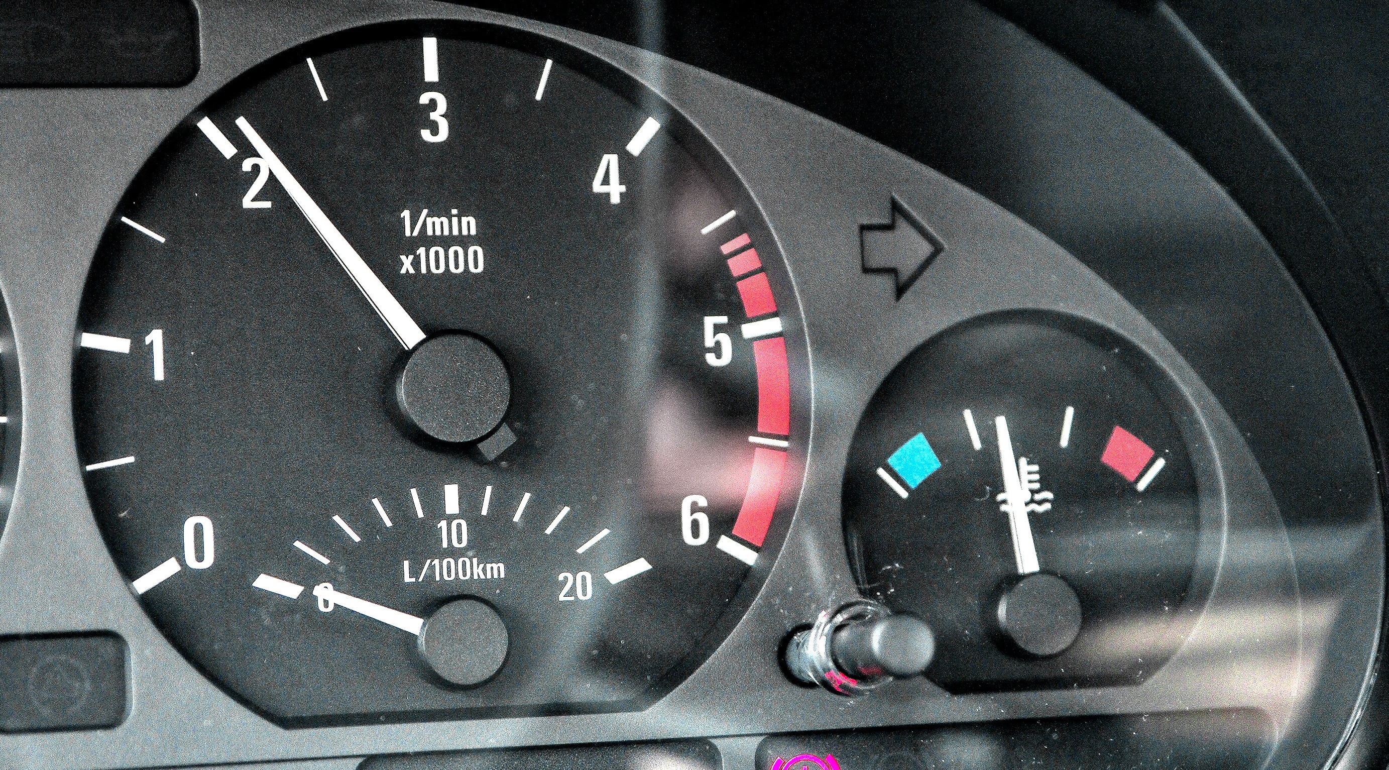 rozgrzewanie silnika_obroty