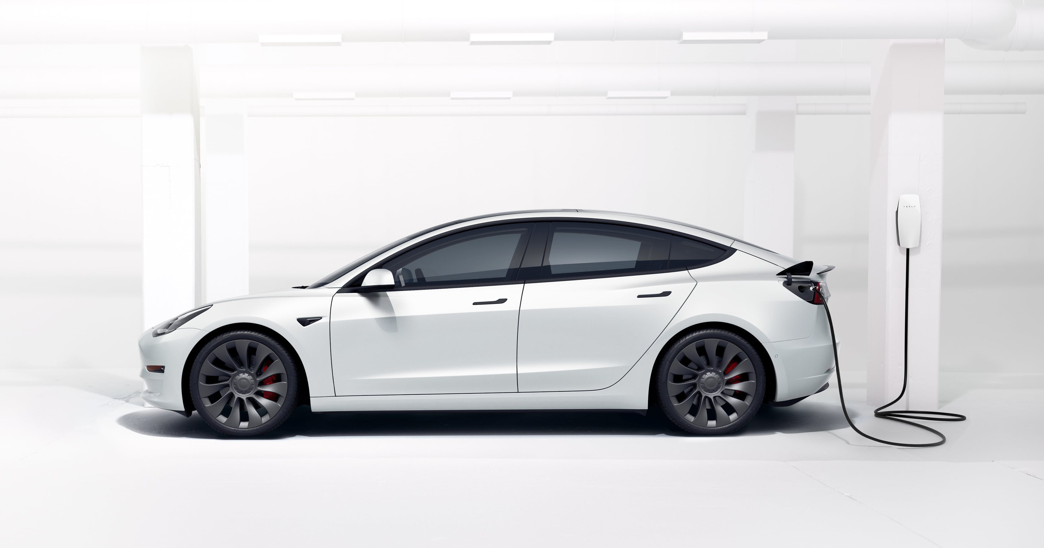 tesla model 3 bok