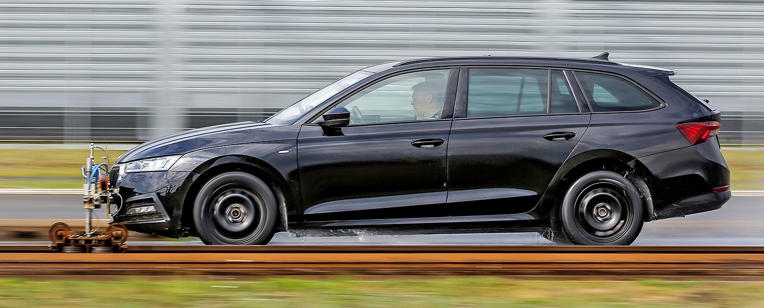 test opon nalewka_hamowanie mokro