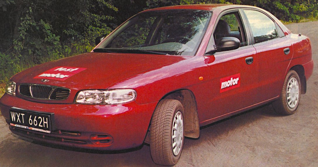 Daewoo Nubira – przód i bok