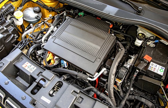 Jeep Avenger BEV (2023) – silnik