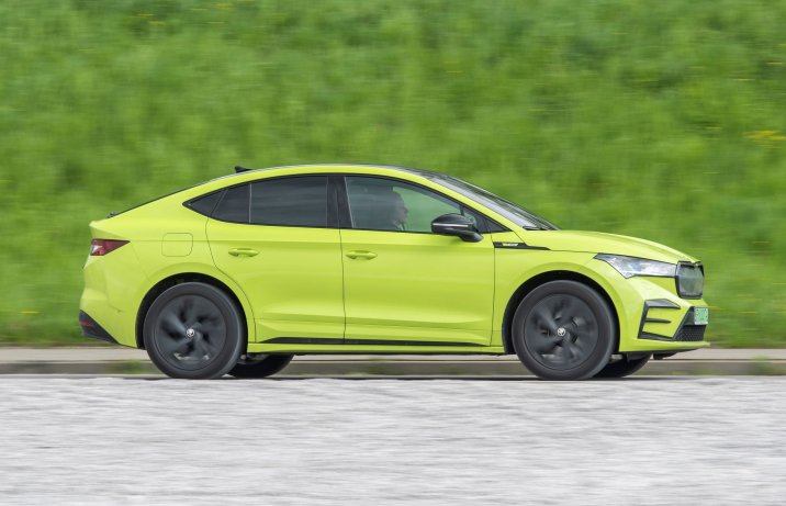 Skoda Enyaq Coupe - bok