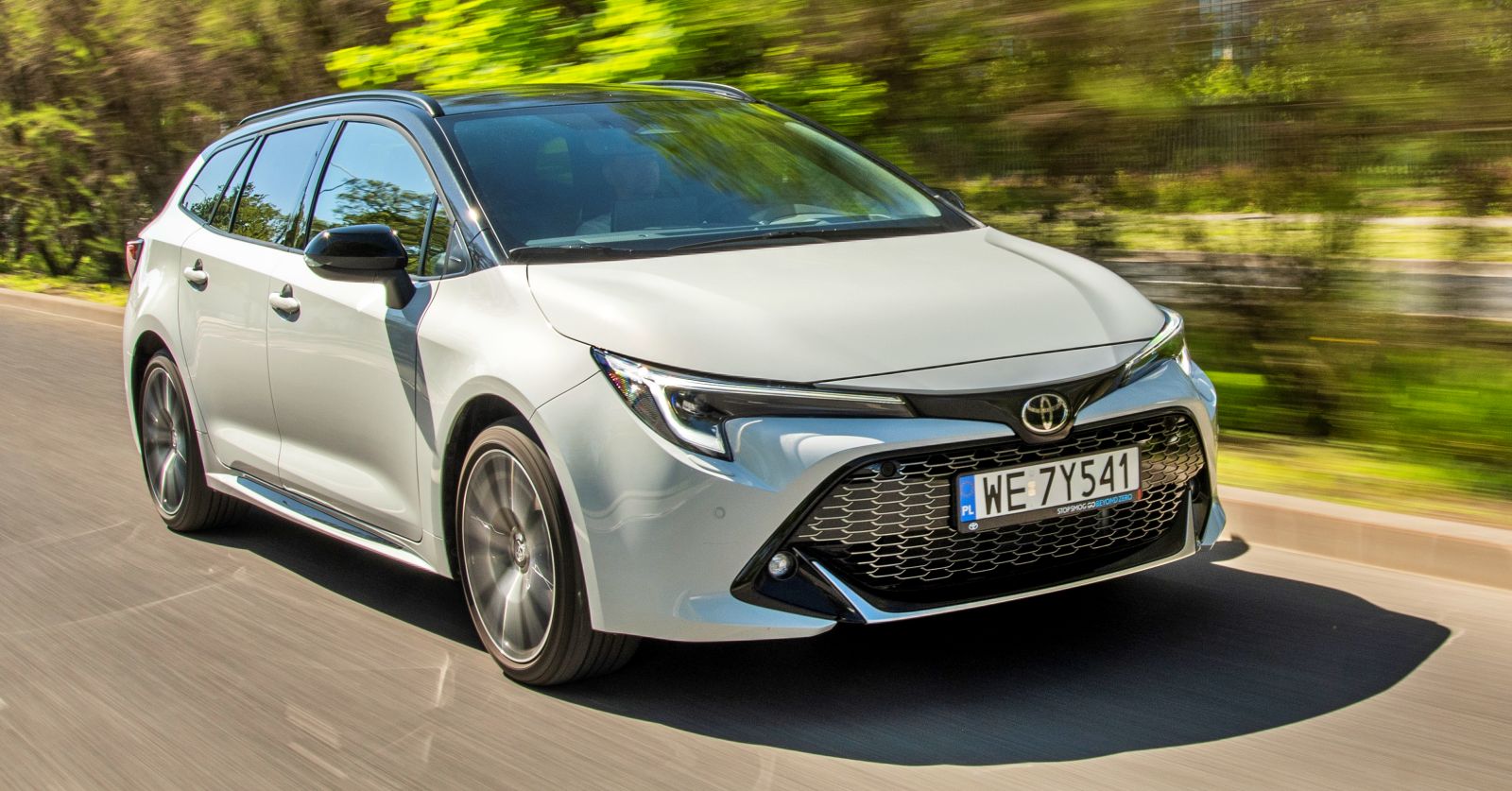 toyota-corolla-przod