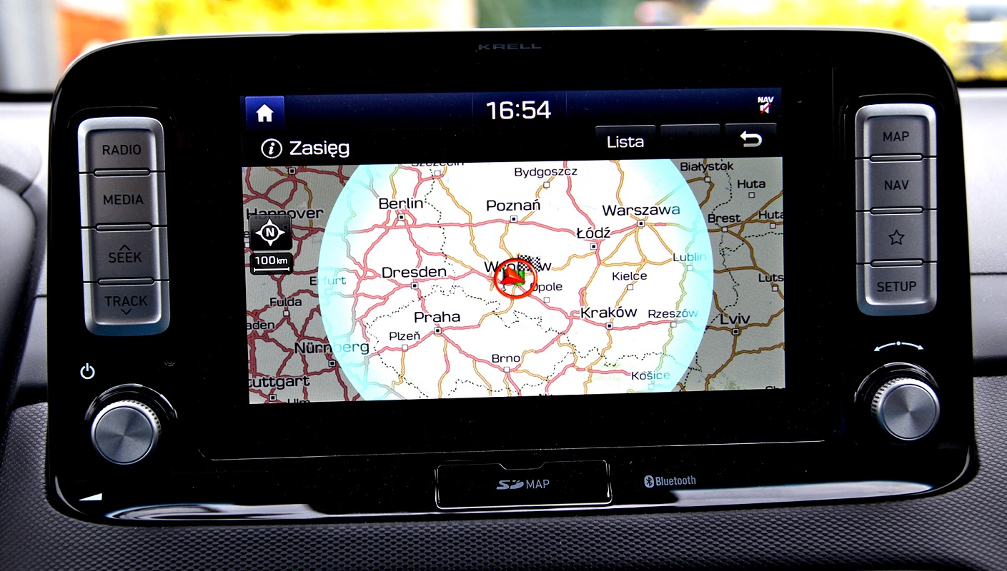 wyswietlacz nawigacji zasieg auta elektrycznego