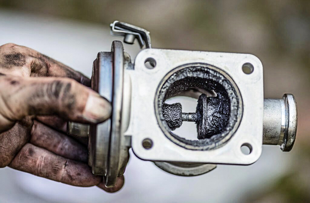 zabrudzony filtr egr