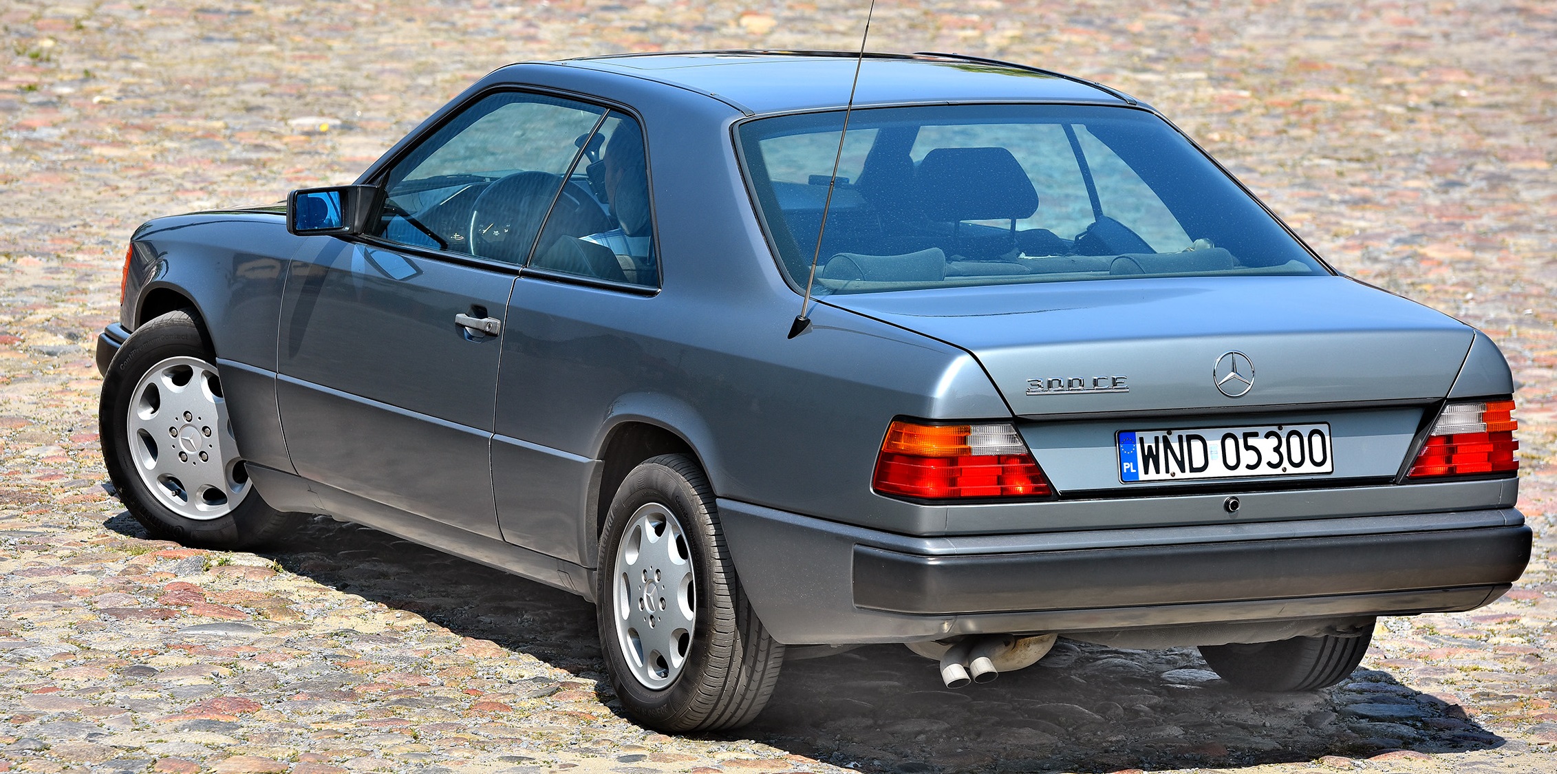 sprawdzanie klasyka_nadwozie coupe