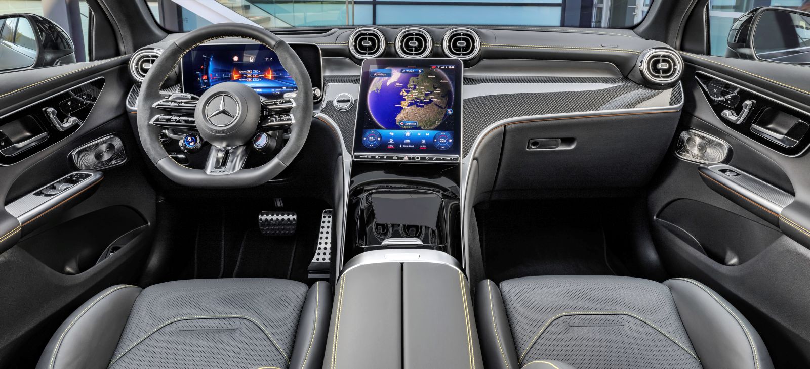 mercedes-amg-glc-deska-rozdzielcza