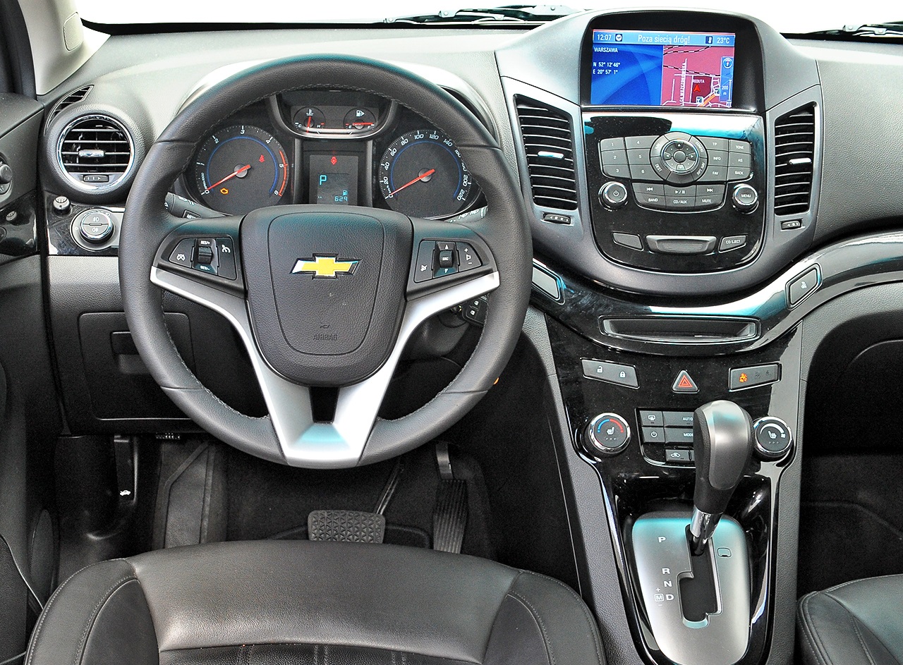 uzywane minivany_chevrolet orlando deska