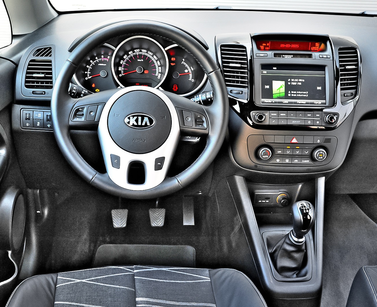 uzywane minivany_kia venga deska