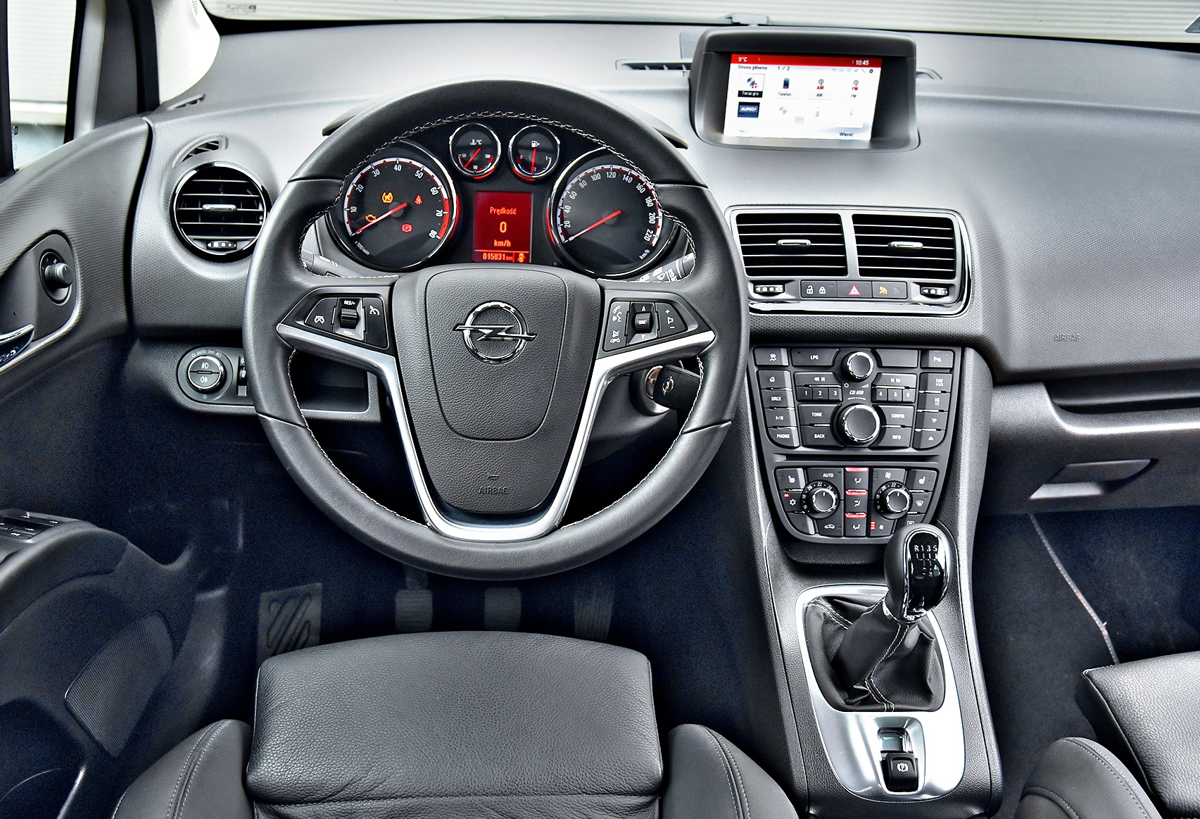 uzywane minivany_opel meriva deska