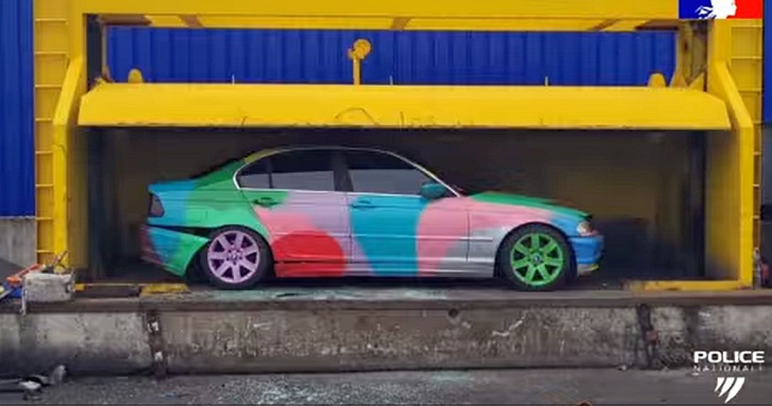 BMW 3 E46 w zgniatarce
