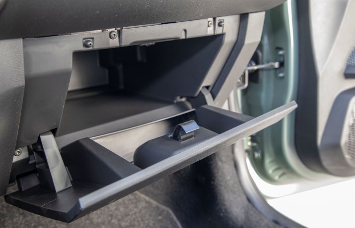 Dacia Sandero - schowek