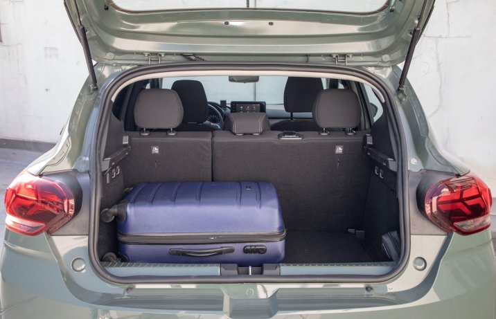 Dacia Sandero - bagażnik