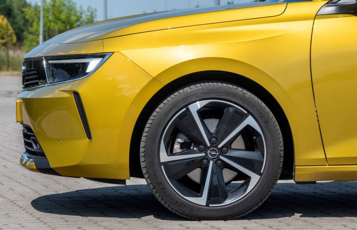 Opel Astra 1.5 Diesel 130 A8 - koło