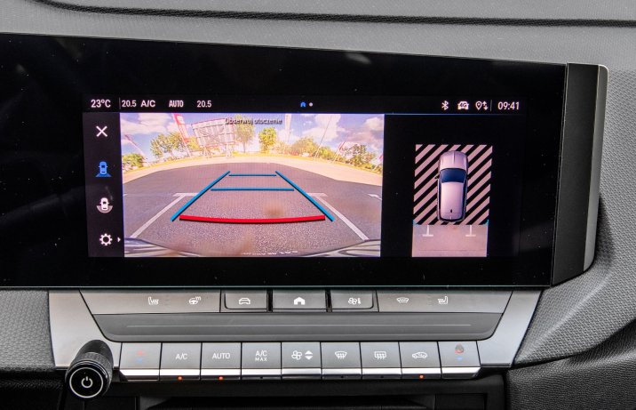 Opel Astra 1.5 Diesel 130 A8 - kamera