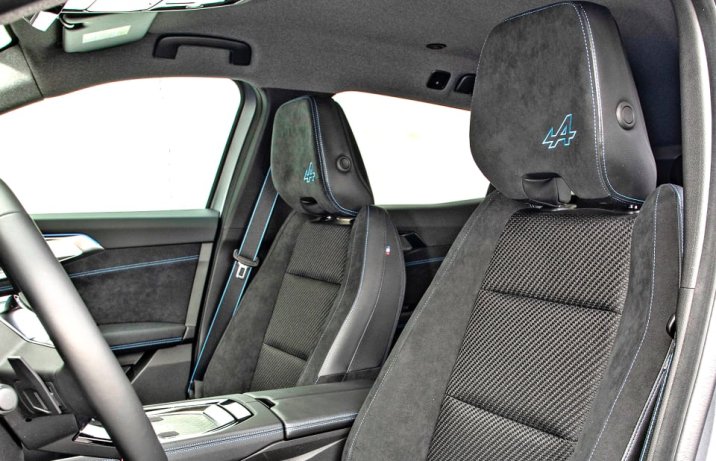 Renault Austral mild hybrid 160 auto – wnętrze, fotele