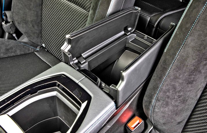 Renault Austral mild hybrid 160 auto – schowek