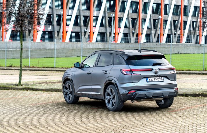 Renault Austral mild hybrid 160 auto – tył