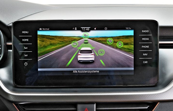 Skoda Kamiq 1.5 TSI DSG – ekran centralny