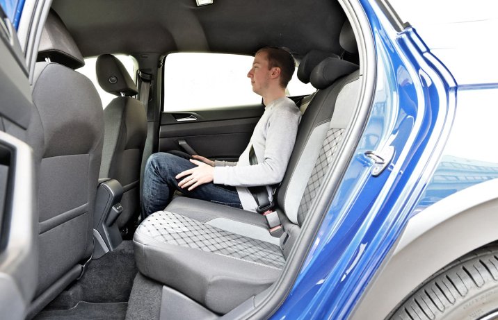 Volkswagen Taigo 1.5 TSI DSG – kanapa