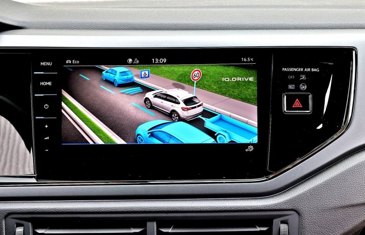 Volkswagen Taigo 1.5 TSI DSG – centralny ekran