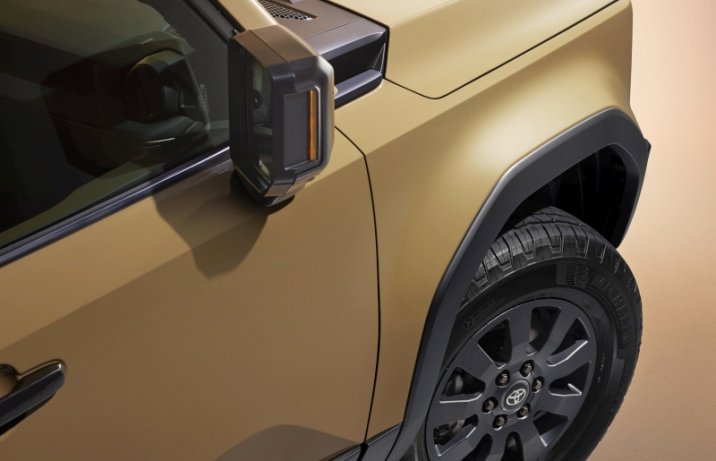 2024 Toyota Land Cruiser Prado First Edition