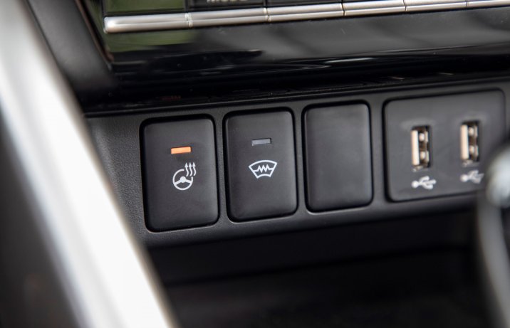 Mitsubishi Eclipse Cross - ogrzewanie