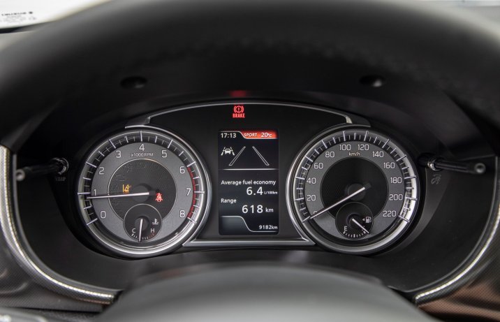 Suzuki Vitara - tryb Sport