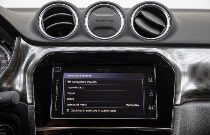Suzuki Vitara - menu ekranu