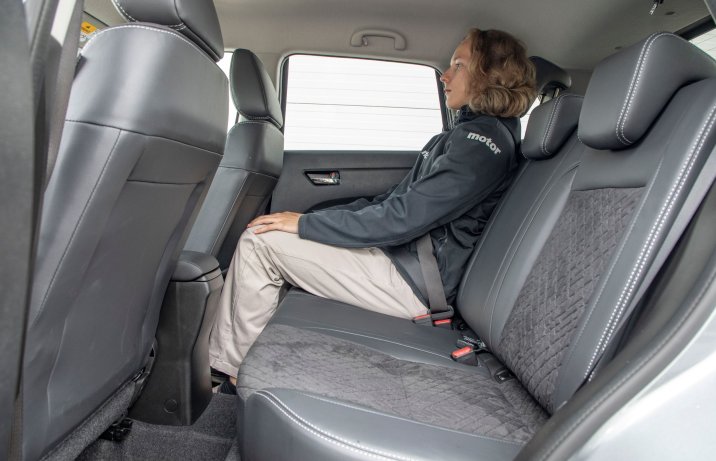 Suzuki Vitara - kanapa