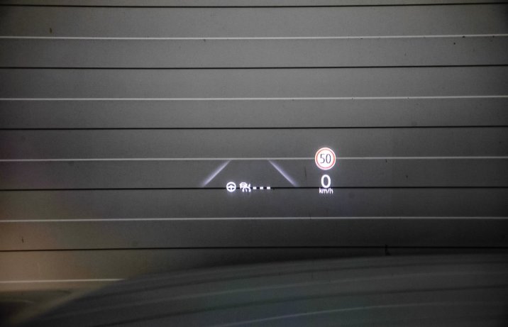 Mazda CX-60 3.3 e-Skyactiv D 200 2WD Exclusive-Line (2023) – test – head-up