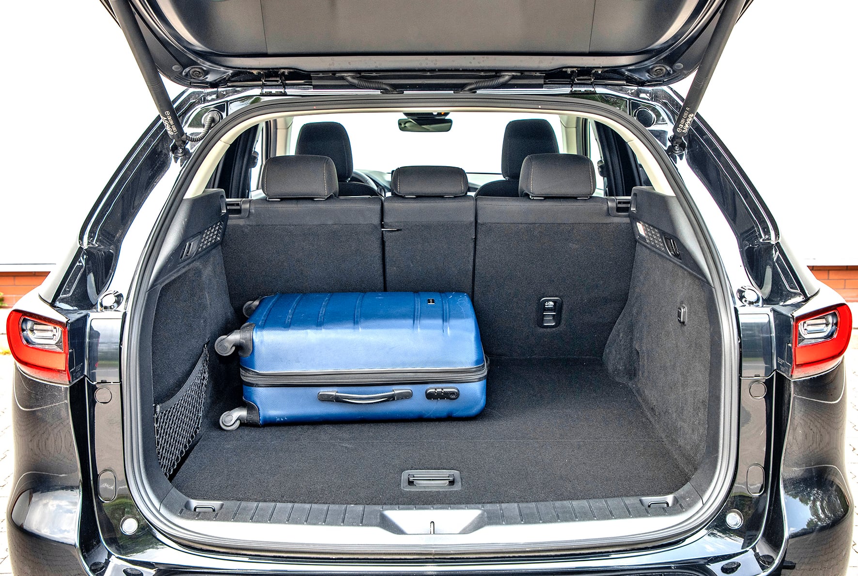Mazda-CX-60-3.3-e-Skyactiv-D-bagaznik