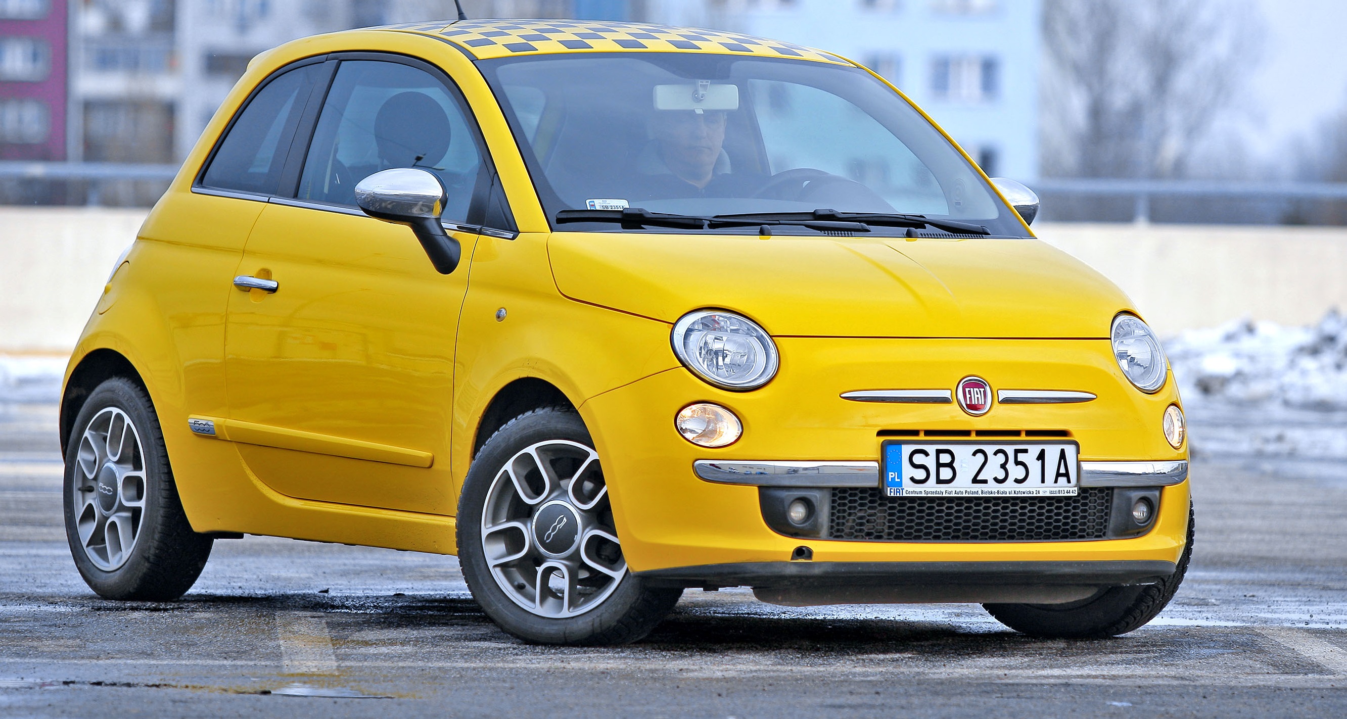 pierwsze uzywane auto_fiat 500