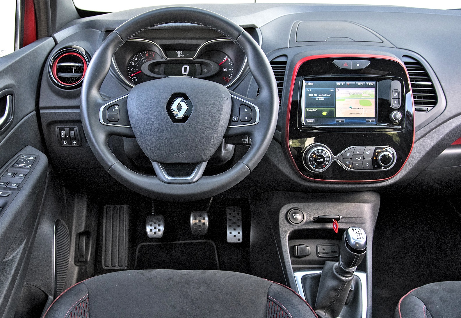 pierwsze uzywane auto_renault captur deska