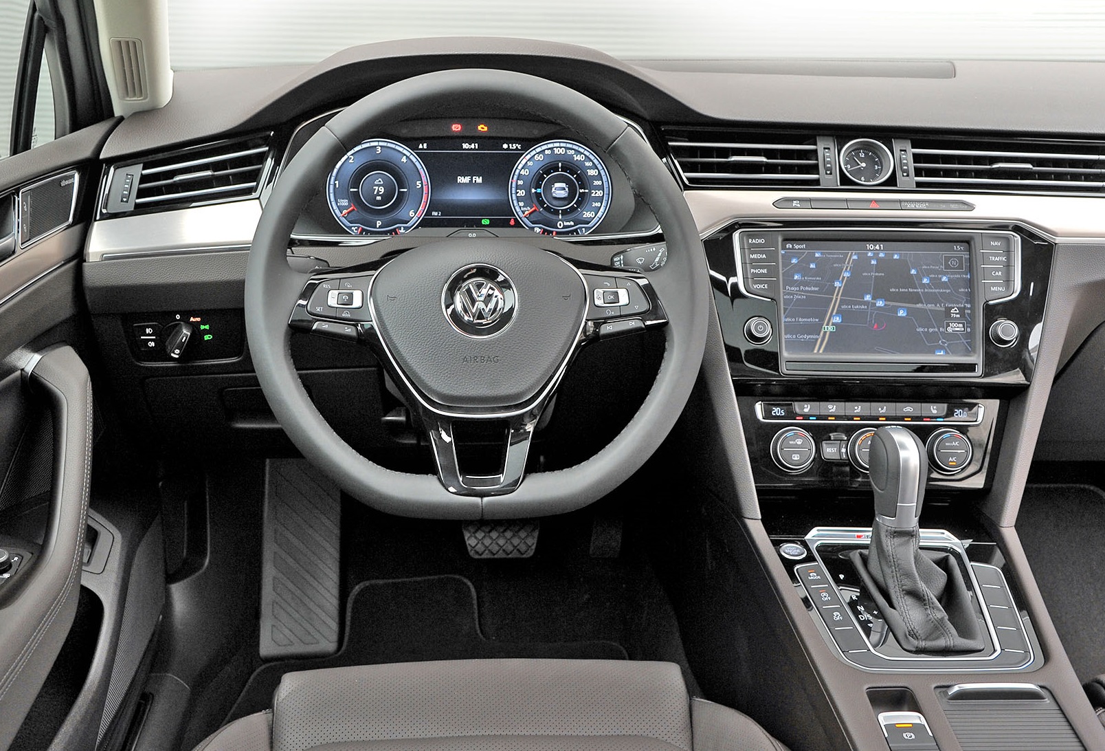 pierwsze uzywane auto_vw passat deska